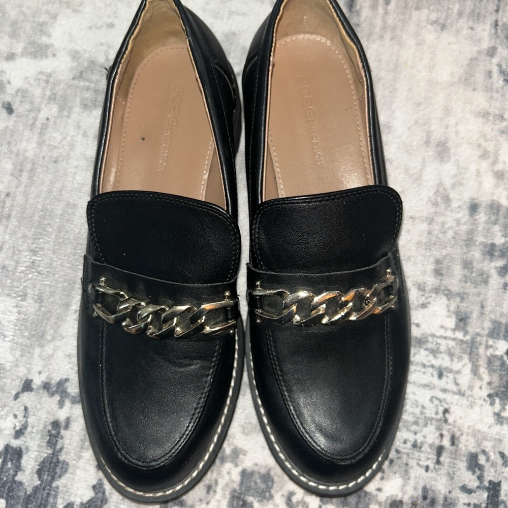 BCBGENERATION Tinaa Curb Chain Loafers In Black Size 9M